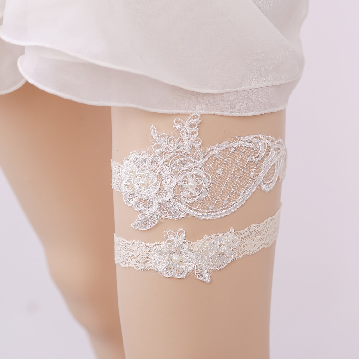 Handmade pearl bridal lace garter