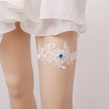 Bride lace garter stockings with leg circle