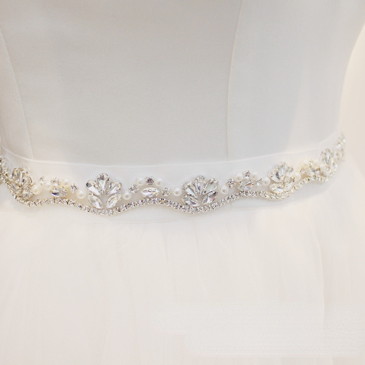 Wavy style figure flattering belt bridal wedding accessories