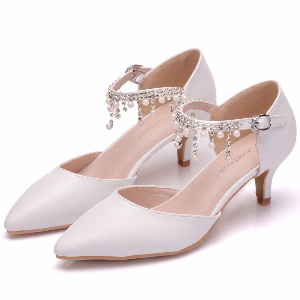 White and fine heel pointed toe sandals low heel low heel large size sandals women's beaded wedding shoes bridal shoes